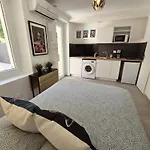 아파트 Gregbnb - 17m2 - Terrasse - Clim - Ouest - 5 *