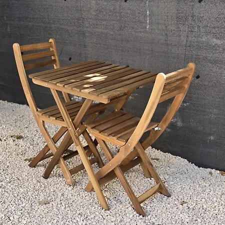 Gregbnb - Climatise - 17m2 - Terrasse 100m2 - δδδ * Toulon